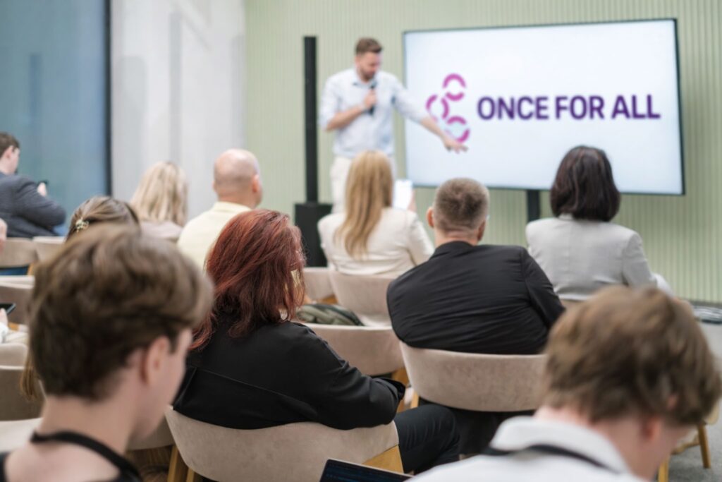 Atelier client once for all
